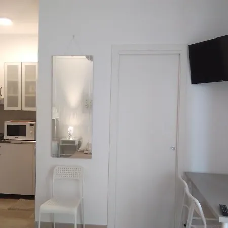 Clodia Minor Appartement
